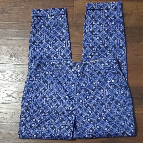 NWT CHICOS cropped pants size 0, - Picture 2 of 4